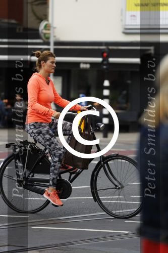 Amsterdam 1 september 2017
Anouk v Nes op de fiets in Amsterdam.