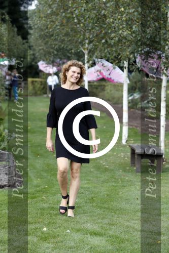 t Harde 5 september 2017
Presentatie cast Opvliegers. Antje Monteiro, Anouk van Nes, Joanne Telesford, Sandra Mattie,
Producent is  Rick Engelkes