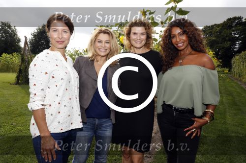 t Harde 5 september 2017
Presentatie cast Opvliegers. Antje Monteiro, Anouk van Nes, Joanne Telesford, Sandra Mattie,
Producent is  Rick Engelkes