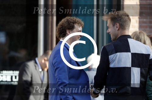 Leiden 2 juli 2017 
Jochem Myjer en zijn vriendin Marloes Novan vieren de 40e verjaardag van Jochem met familie en vrienden. Armin v Buuren met zijn vrouw Erika