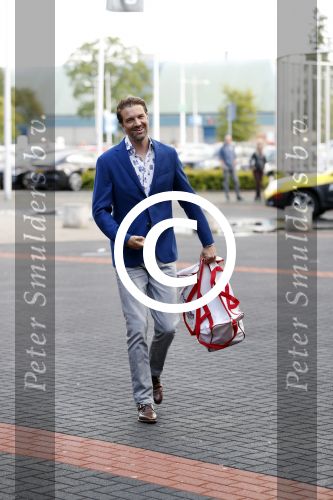 Apeldoorn 2 september 2017
Premiere Spaak in Omnisport . De hoofdrollen worden oa gespeeld door Tim Douwsma Aart Staartjes en Saskia Elise. Steven de Jong is de producent
Bas Muijs