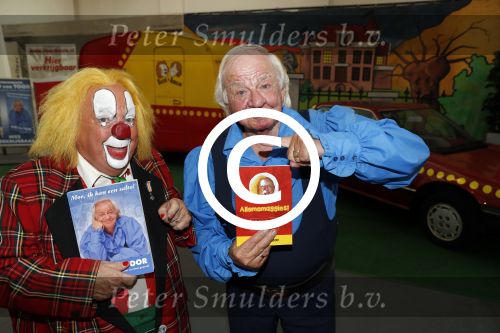 Vlaardingen 7 juli 2017
Opening Bassie en Adriaan museum met Bas en Aad v Toor. Ze hebben ook allebei een boek geschreven.