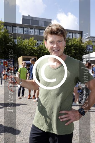 Amsterdam 3 september 2017  
ALS Cityswim in de amsterdamse grachten. Beau v Erven Dorens