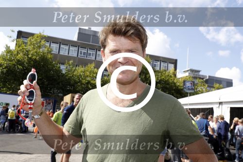 Amsterdam 3 september 2017  
ALS Cityswim in de amsterdamse grachten. Beau v Erven Dorens