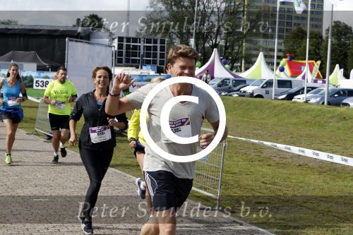 Amsterdam 9 september 2017
Edwin Evers staat op Run van radio 538 bij het Science park. Beau v Erven Dorens