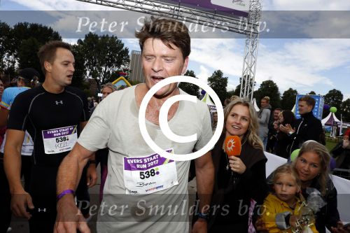 Amsterdam 9 september 2017
Edwin Evers staat op Run van radio 538 bij het Science park. Beau v Erven Dorens