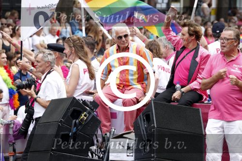 Amsterdam 5 augustus 2017
canal parade in Amsterdam. Ben Cramer en Jacques Herb