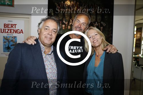 Amsterdam 10 september 2017
Opening expositie Bob Fosko en Bert Kuizenga.n Gijs Scholten van Aschat opent hem. Bert met Aad en Doerien Ouborg