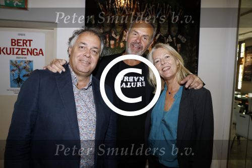 Amsterdam 10 september 2017
Opening expositie Bob Fosko en Bert Kuizenga.n Gijs Scholten van Aschat opent hem. Bert met Aad en Doerien Ouborg