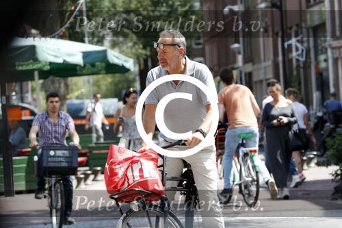 Amsterdam 10 juli 2017
Bert Kuizinga op de fiets in Amsterdam