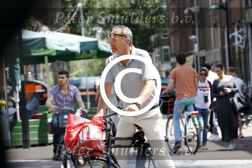 Amsterdam 10 juli 2017
Bert Kuizinga op de fiets in Amsterdam
