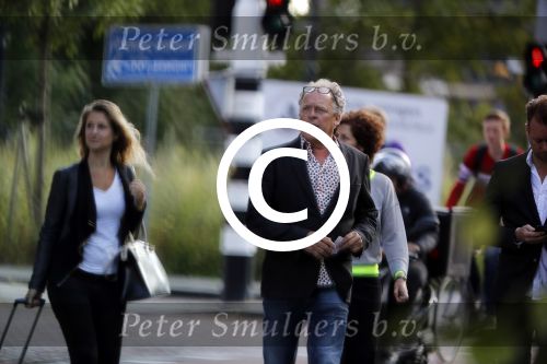 Leiden 2 juli 2017 
Jochem Myjer en zijn vriendin Marloes Novan vieren de 40e verjaardag van Jochem met familie en vrienden. Bert Visscher met vrouw
