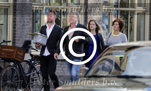 Leiden 2 juli 2017 
Jochem Myjer en zijn vriendin Marloes Novan vieren de 40e verjaardag van Jochem met familie en vrienden. Bert Visscher met vrouw