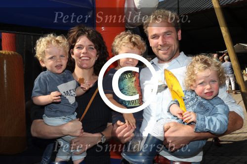 Toldijk, 3 September 2017 
Reunie Boer zoekt vrouw
Boer Frans Zanderink met zijn vrouw Leonie Zanderink en oudste zoon Geert Zanderink en de tweeling Huub Zanderink en Marlie Zanderink