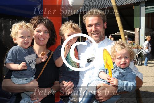 Toldijk, 3 September 2017 
Reunie Boer zoekt vrouw
Boer Frans Zanderink met zijn vrouw Leonie Zanderink en oudste zoon Geert Zanderink en de tweeling Huub Zanderink en Marlie Zanderink