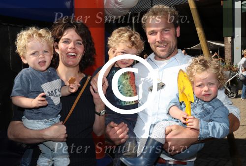 Toldijk, 3 September 2017 
Reunie Boer zoekt vrouw
Boer Frans Zanderink met zijn vrouw Leonie Zanderink en oudste zoon Geert Zanderink en de tweeling Huub Zanderink en Marlie Zanderink
