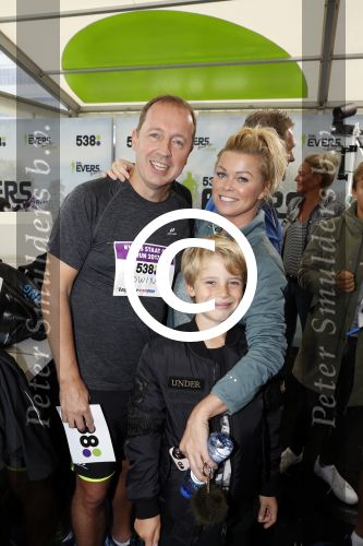Amsterdam 9 september 2017
Edwin Evers staat op Run van radio 538 bij het Science park. Bridget Maasland met zoon Mees en nieuwe vriend Bram Plattel