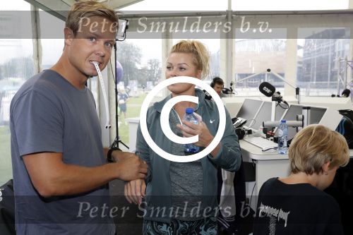 Amsterdam 9 september 2017
Edwin Evers staat op Run van radio 538 bij het Science park. Bridget Maasland met zoon Mees en nieuwe vriend Bram Plattel