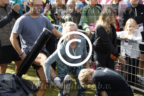 Amsterdam 9 september 2017
Edwin Evers staat op Run van radio 538 bij het Science park. Bridget Maasland met zoon Mees en nieuwe vriend Bram Plattel
