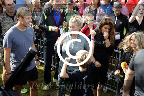 Amsterdam 9 september 2017
Edwin Evers staat op Run van radio 538 bij het Science park. Bridget Maasland met zoon Mees en nieuwe vriend Bram Plattel