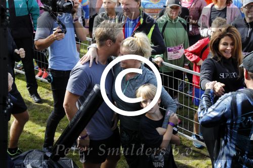 Amsterdam 9 september 2017
Edwin Evers staat op Run van radio 538 bij het Science park. Bridget Maasland met zoon Mees en nieuwe vriend Bram Plattel