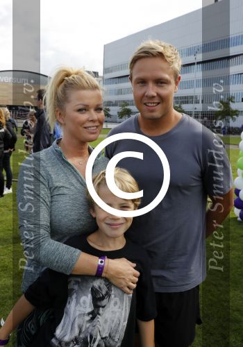 Amsterdam 9 september 2017
Edwin Evers staat op Run van radio 538 bij het Science park. Bridget Maasland met zoon Mees en nieuwe vriend Bram Plattel