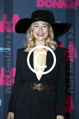 Amsterdam 11 september 2017
Premiere Bella Donna\'s in pathe arena. Carolien Spoor en Jon Karthaus
