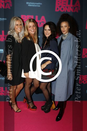 Amsterdam 11 september 2017
Premiere Bella Donna\'s in pathe arena. Caasidy Roeks met vriendinnen