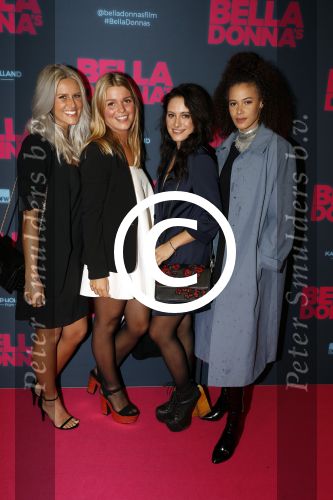 Amsterdam 11 september 2017
Premiere Bella Donna\'s in pathe arena. Caasidy Roeks met vriendinnen
