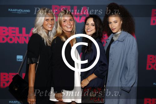 Amsterdam 11 september 2017
Premiere Bella Donna\'s in pathe arena. Caasidy Roeks met vriendinnen