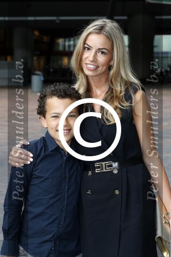 Amsterdam 4 juli 2017
Premiere Spiderman in pathe arena. Christie Bokma met zoon