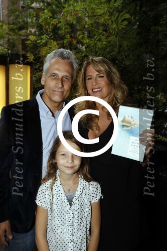 Amsterdam 6 september 2017
Boekpresentatie Claudia Schoemacher in het conservatorium hotel. Claudia met man Robert en dochter Olivia