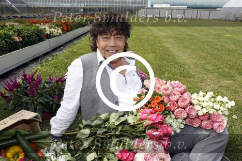 Rijsenhout 7 juli 2017
Dennie Christian voor promotie bloemen corso