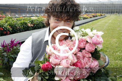 Rijsenhout 7 juli 2017
Dennie Christian voor promotie bloemen corso