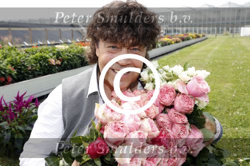 Rijsenhout 7 juli 2017
Dennie Christian voor promotie bloemen corso