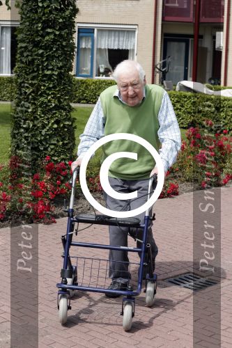 Kollum 26 juli 2017
Dick Passchier woont met zijn vrouw in een woning  in Kollum