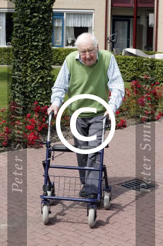 Kollum 26 juli 2017
Dick Passchier woont met zijn vrouw in een woning  in Kollum