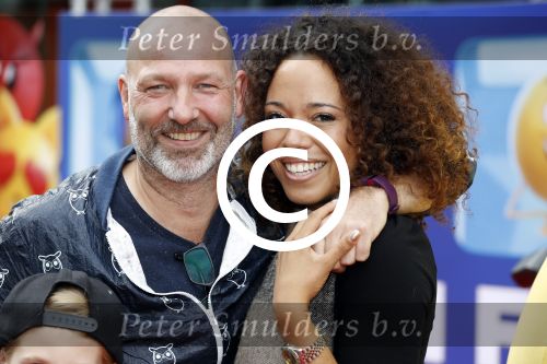 Amsterdam 2 augustus 2017  
Premiere emoji de film in pathe arena. Eddy Zoey met vriendin en zijn kinderen