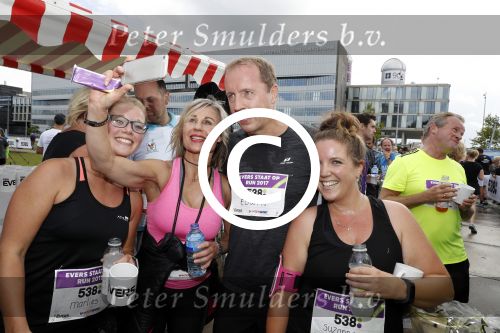 Amsterdam 9 september 2017
Edwin Evers staat op Run van radio 538 bij het Science park.