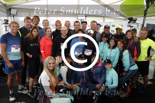 Amsterdam 9 september 2017
Edwin Evers staat op Run van radio 538 bij het Science park.. OA Gerard Joling Jeroen v d Boom Evelien de Bruin  Hunberto tan Bridget Maasland Barry Paf Olcay Gulsen Fatima Moreiro de Melo Guy v d Reijden Airen Mylene Michael Boogerd Aad de Mos Kim Kotter finalisten Miss Nederland en Dennis v d Geest lopen mee.