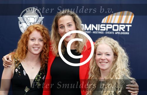 Apeldoorn 2 september 2017
Premiere Spaak in Omnisport . De hoofdrollen worden oa gespeeld door Tim Douwsma Aart Staartjes en Saskia Elise. Steven de Jong is de producent
Elis Ligtlee