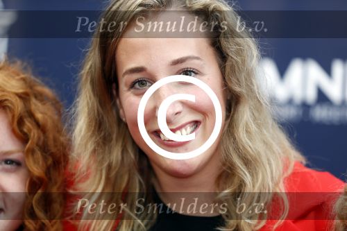 Apeldoorn 2 september 2017
Premiere Spaak in Omnisport . De hoofdrollen worden oa gespeeld door Tim Douwsma Aart Staartjes en Saskia Elise. Steven de Jong is de producent
Elis Ligtlee