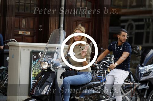Amsterdam 3 september 2017 
Estelle Cruijff op haar vespa scooter