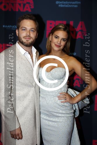 Amsterdam 11 september 2017
Premiere Bella Donna\'s in pathe arena. Eva Laurenssen met vriend
