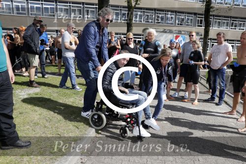 Amsterdam 3 september 2017  
ALS Cityswim in de amsterdamse grachten. Fernando Ricksen