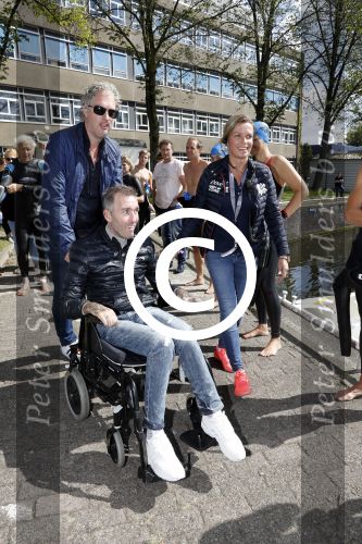 Amsterdam 3 september 2017  
ALS Cityswim in de amsterdamse grachten. Fernando Ricksen
