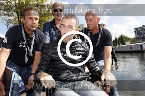 Amsterdam 3 september 2017  
ALS Cityswim in de amsterdamse grachten. Fernando Ricksen