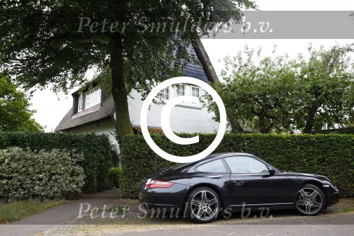 Blaricum 6 juli 2014
Fons de Poel rijdt in zijn Porsche 911 naar zijn nieuwe huis