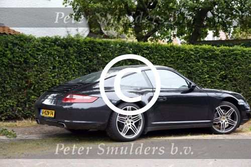 Blaricum 6 juli 2014
Fons te Poel rijdt in zijn Porsche 911 naar zijn nieuwe huis