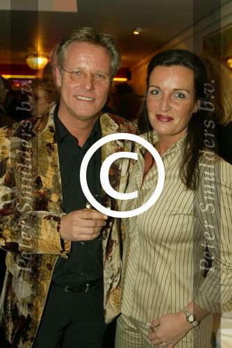 Amsterdam 14 januari 2003

Premiere van eten met vrienden in nieuwe de la mar theater met Huub Stapel, Sjoerd Pleijsier renee soutendijk en Carolien v d berg.  Rick engelkes
Fons te Poel met vrouw

Peter Smulders bv